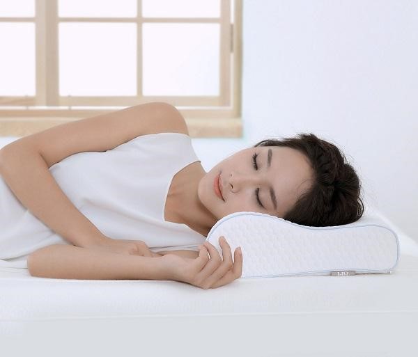 Người bị bệnh đau vai gáy nên ngủ tư thế như thế nào?