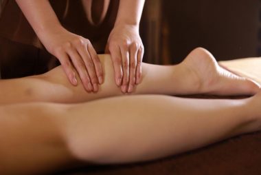 Cải thiện sức khỏe tốt khi lựa chọn massage bấm huyệt