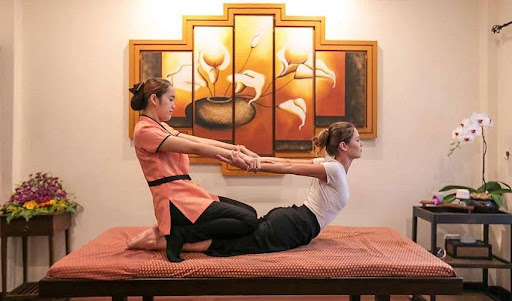 Cân bằng năng lượng, phục hồi sức khỏe từ Massage Thái cổ truyền    