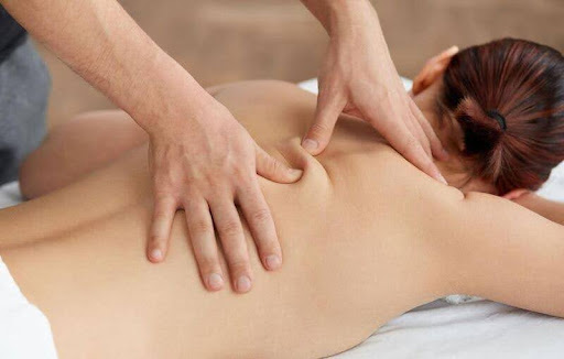 Massage Shiatsu Nhật Bản: Khai thông kinh mạch, tăng cường sinh lực