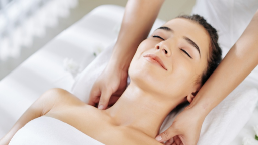 Massage toàn thân giúp "Lột xác" ngoạn mục sau 60 phút?